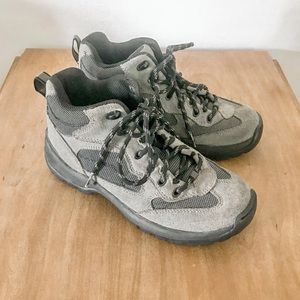 Lands End Hiking Boots Shoes Size 6 Gray and Black
